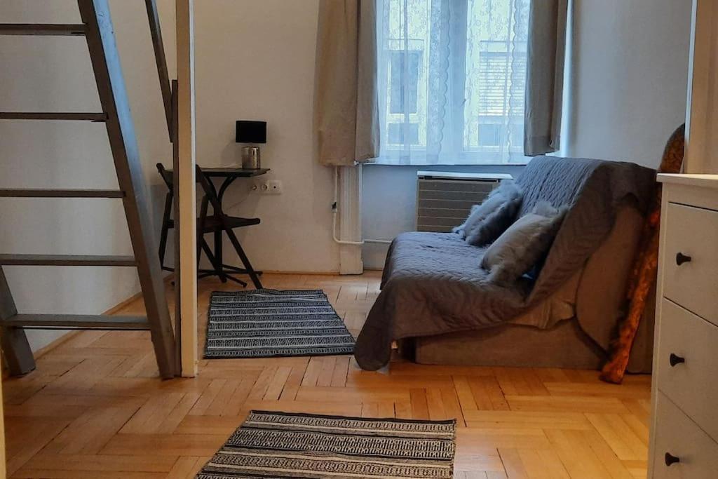 Apartment Downtown